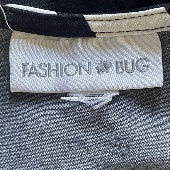 Fashion Bug Black and White Midi Dress with Flutter Sleeves - Picture 6 of 6